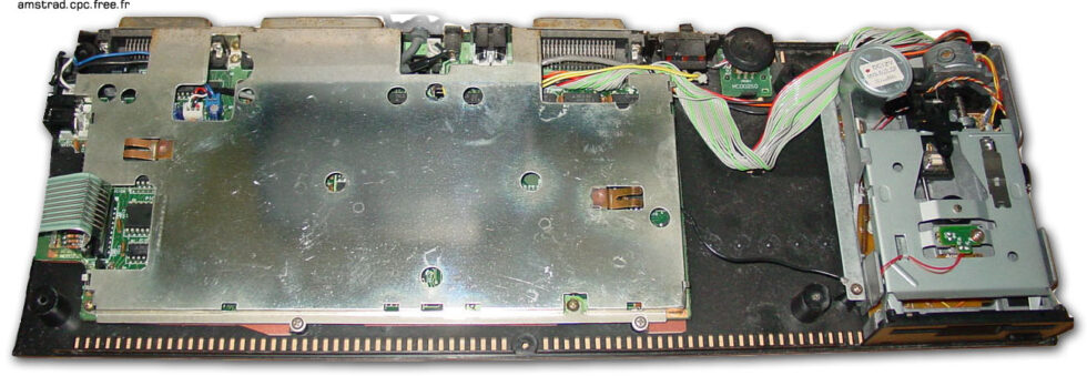 AMSTRAD CPC 6128 révisé (Clavier Seul AMSTRAD CPC 6128 révisé (Clavier Seul